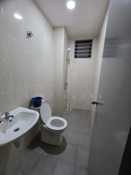 Condominium for Rent at Vista Bangi - Kent Chong - Bathroom - PropertyGuru.com.my