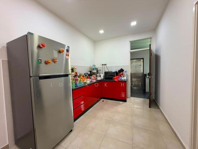 2-storey Terraced House for Sale in Taman Nusa Sentral (Iskandar Puteri (Nusajaya)) - Loh Kok Hui - Kitchen - PropertyGuru.com.my
