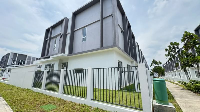 2-storey Terraced House for Sale in Bandar Tasik Puteri (Rawang) - David Lee - Exterior - PropertyGuru.com.my