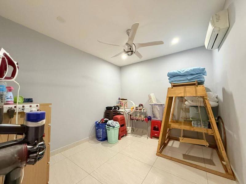 Rumah Teres 2.5-Tingkat untuk Dijual di Taman Sutera Utama (Skudai) - Loh Kok Hui - PropertyGuru.com.my