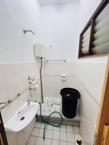2-storey Terraced House for Sale in Rawang (Selangor) - Sharveenesh V - Bathroom - PropertyGuru.com.my