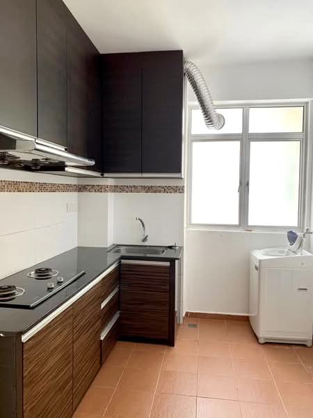 Kondominium untuk Disewa di The Waterfront Condominium - Gan Chun Kai - Kitchen - PropertyGuru.com.my