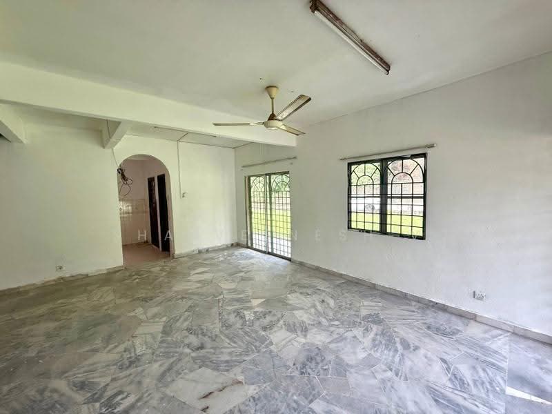 2-storey Terraced House for Sale in Rawang Perdana 1 (Rawang) - Sharveenesh V - Living Room - PropertyGuru.com.my