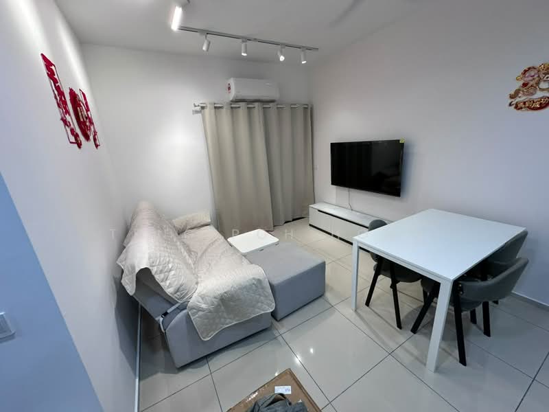Kediaman Servis untuk Disewa di One Equine - Teng Poh Hong - Living Room - PropertyGuru.com.my