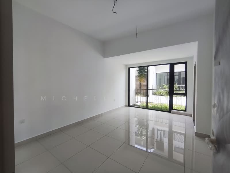 2-storey Terraced House for Sale in Elmina (Shah Alam) - Michelle Chong - Guest room - PropertyGuru.com.my