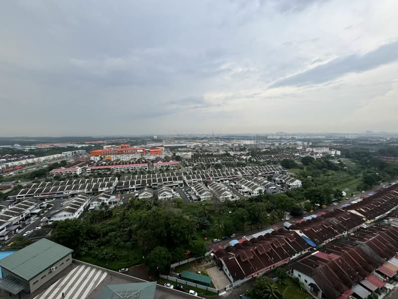 Kediaman Servis untuk Dijual di D'Secret Garden (Pangsapuri Kempas Indah) - YC Fung - Exterior - PropertyGuru.com.my