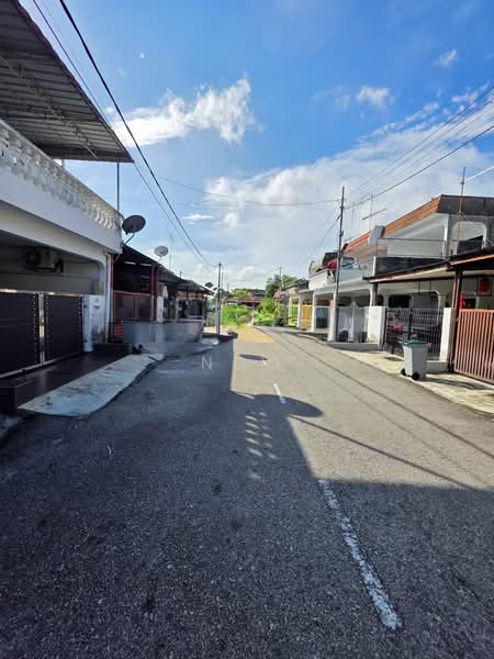 2-storey Terraced House for Sale in Batu Pahat (Johor) - NGO - Exterior - PropertyGuru.com.my