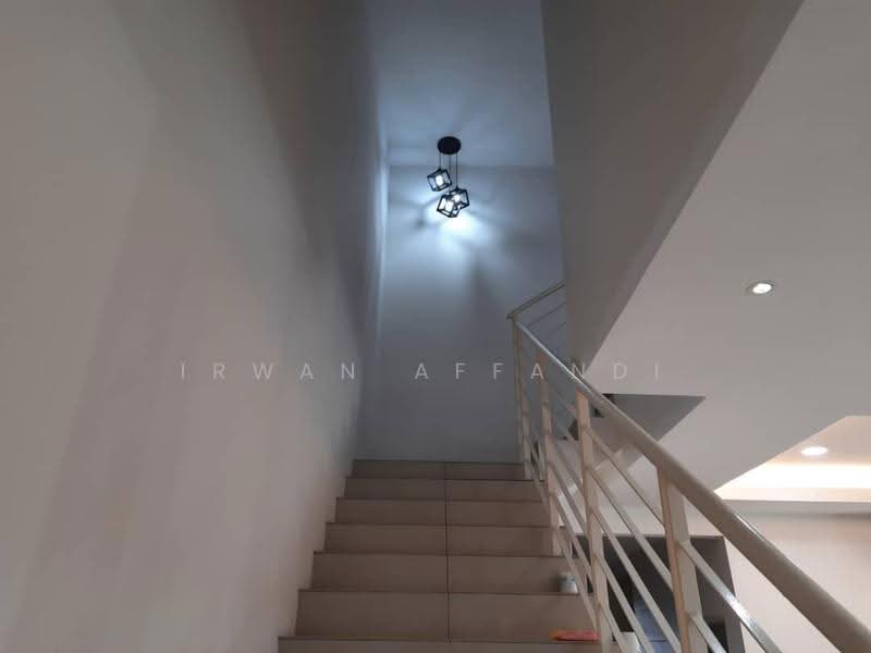 Semi-Detached House for Sale in Bandar Saujana Putra (Tanjong Duabelas) - Irwan Affandi - Interior - PropertyGuru.com.my