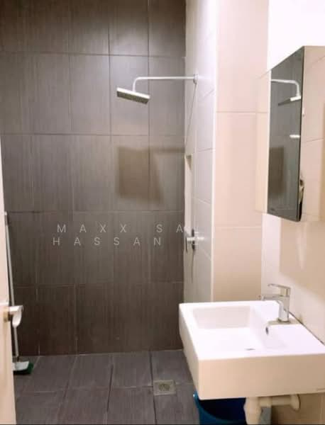 Kediaman Servis untuk Disewa di TRiGON Luxury Residences - Maxx Salleh Hassan Chew - Bathroom - PropertyGuru.com.my