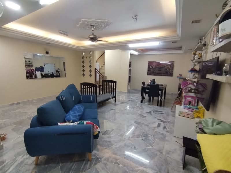 2-storey Terraced House for Sale in Seksyen U1 (Glenmarie) - William Lim - Living Room - PropertyGuru.com.my
