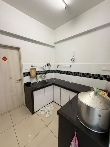 Kondominium untuk Dijual di SeventyNine Residence (79 Residence) - Edler Wai - Kitchen - PropertyGuru.com.my