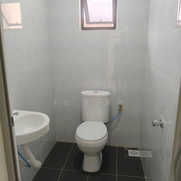 2-storey Terraced House for Sale in Taman Megah Ria (Masai) - YC Fung - Bathroom - PropertyGuru.com.my