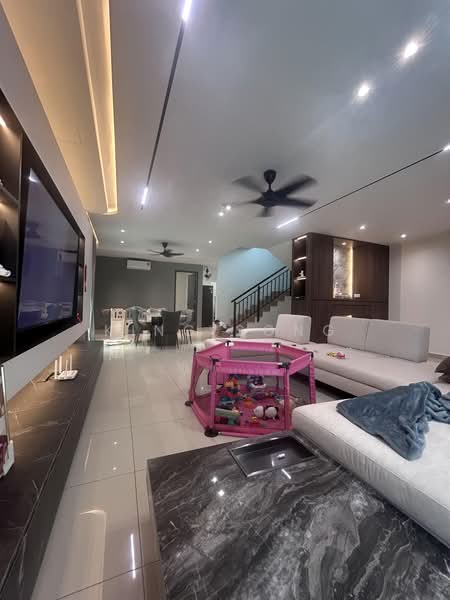 Rumah Berkembar untuk Dijual di Melaka City (Melaka) - King Song - Living Room - PropertyGuru.com.my