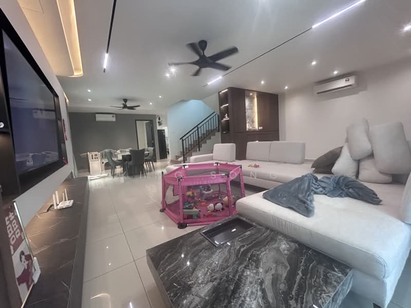 Rumah Berkembar untuk Dijual di Melaka City (Melaka) - King Song - Living Room - PropertyGuru.com.my