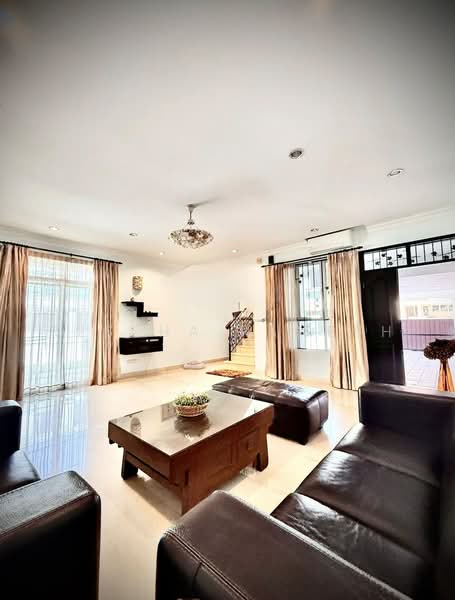 Rumah Teres 3-Tingkat untuk Dijual di Tanjung Bungah (Penang) - Ressha Ramesh - Living Room - PropertyGuru.com.my