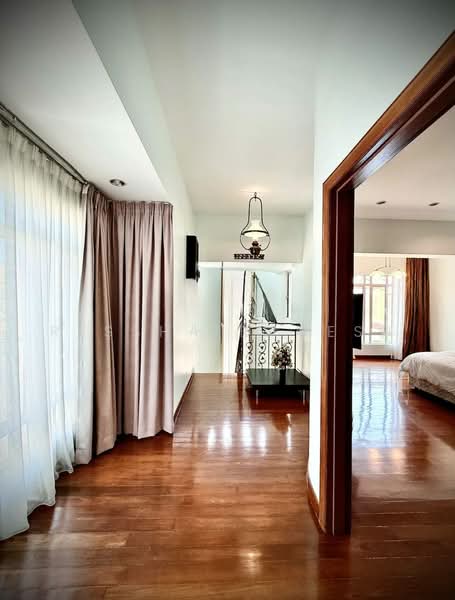 Rumah Teres 3-Tingkat untuk Dijual di Tanjung Bungah (Penang) - Ressha Ramesh - Corridor - PropertyGuru.com.my