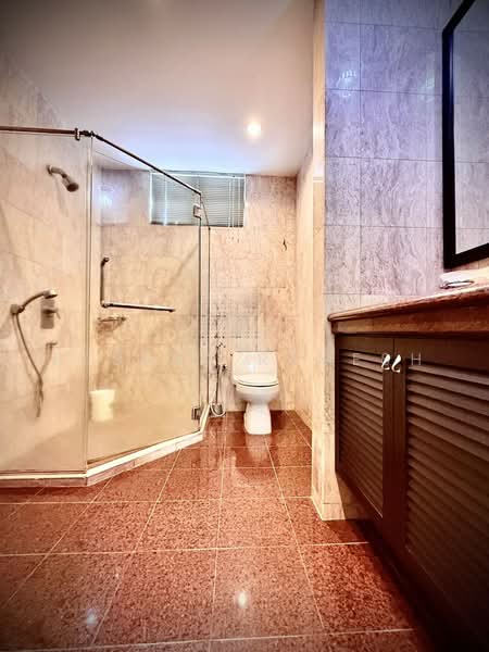 Rumah Teres 3-Tingkat untuk Dijual di Tanjung Bungah (Penang) - Ressha Ramesh - Bathroom - PropertyGuru.com.my