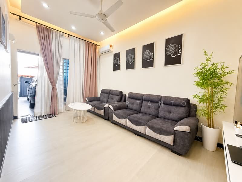 Terraced House for Sale in Klang (Selangor) - Rudy Hartanto - Living Room - PropertyGuru.com.my