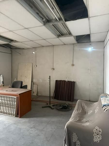 Terrace Factory for Sale in Taman Bukit Mewah (Tampoi) - Mancy Lim - Interior - PropertyGuru.com.my