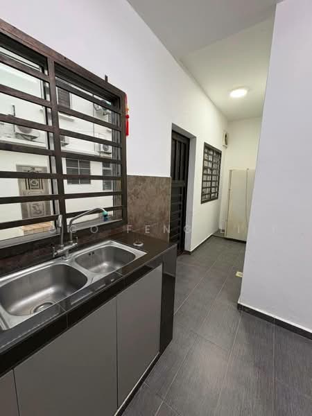 Rumah Teres 2.5-Tingkat untuk Dijual di Taman Setia Indah (Tebrau) - Coco Feng Lily - PropertyGuru.com.my