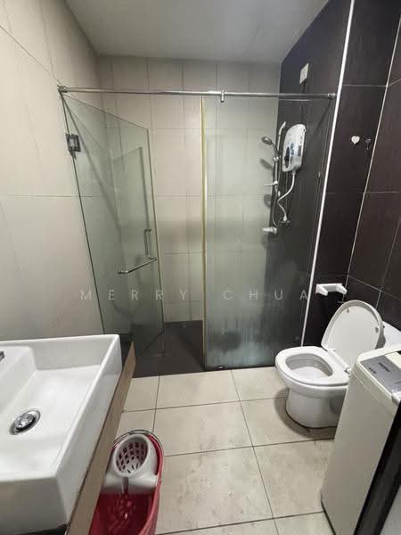 Pangsapuri untuk Disewa di D'Secret Garden (Pangsapuri Kempas Indah) - Merry Chua - Bathroom - PropertyGuru.com.my
