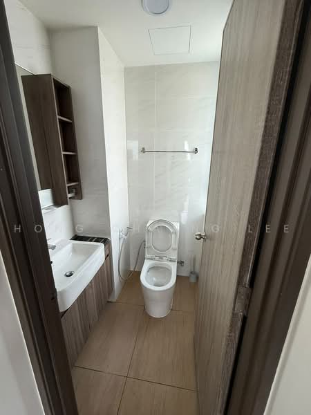 Service Residence for Rent at Country Garden Central Park - Hong Charng Lee - Bathroom - PropertyGuru.com.my