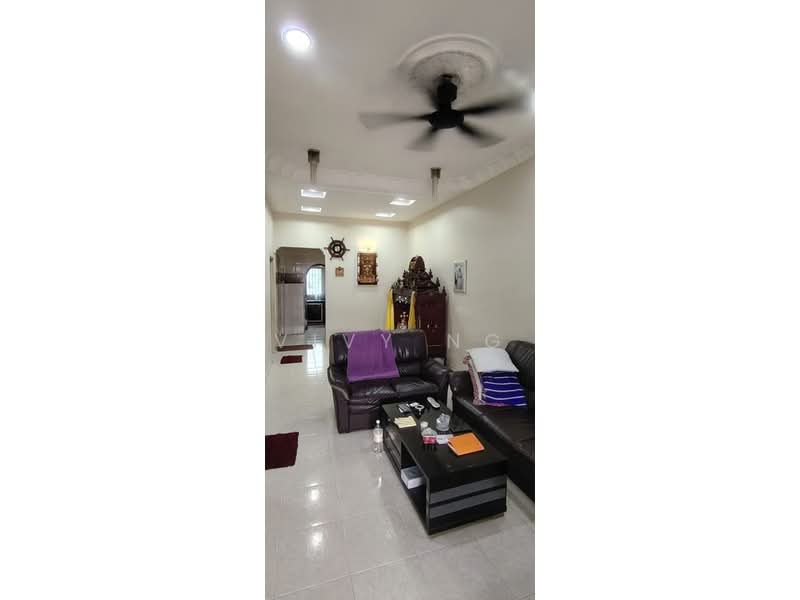 Rumah Teres 1-Tingkat untuk Dijual di Taman Pulai Flora (Skudai) - Vivy Ng - Living Room - PropertyGuru.com.my