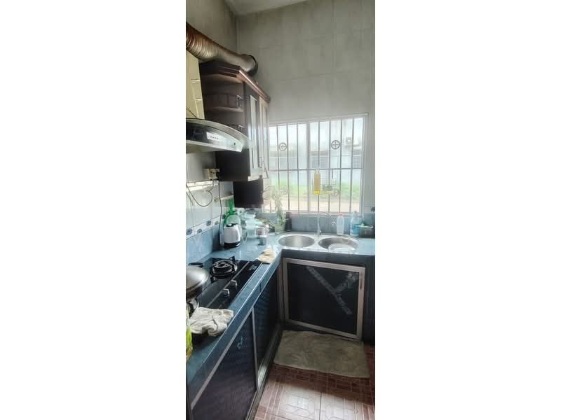 Rumah Teres 1-Tingkat untuk Dijual di Taman Pulai Flora (Skudai) - Vivy Ng - Kitchen - PropertyGuru.com.my