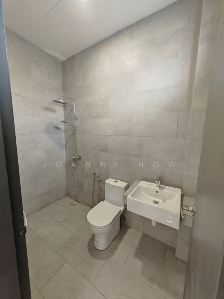 Rumah Teres 2-Tingkat untuk Disewa di Bukit Beruang (Bukit Baru) - Joanne How - Bathroom - PropertyGuru.com.my