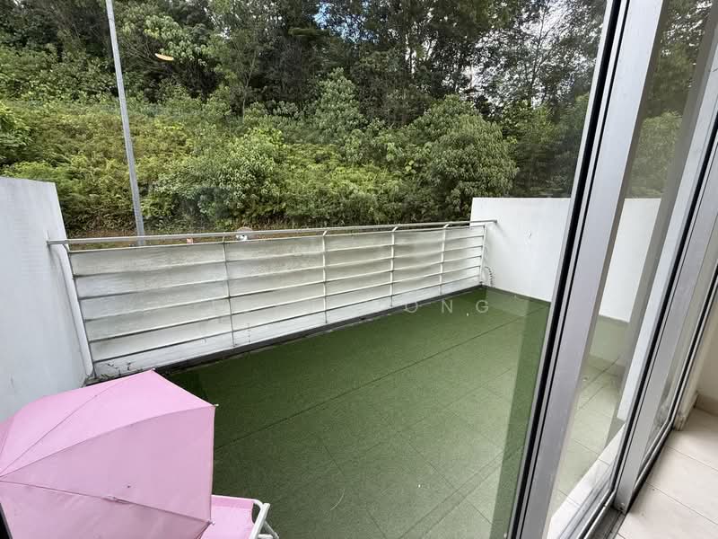 Rumah Teres 3-Tingkat untuk Disewa di Seri Kembangan (Selangor) - Joey Wong - Balcony - PropertyGuru.com.my
