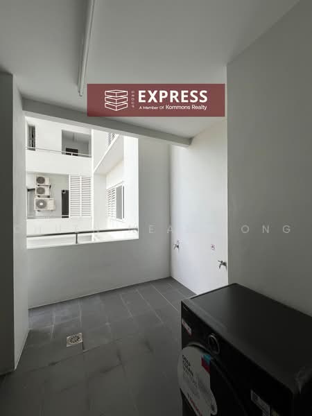 Condominium for Sale at The Wharf - Chuen Nean Yong - Balcony - PropertyGuru.com.my