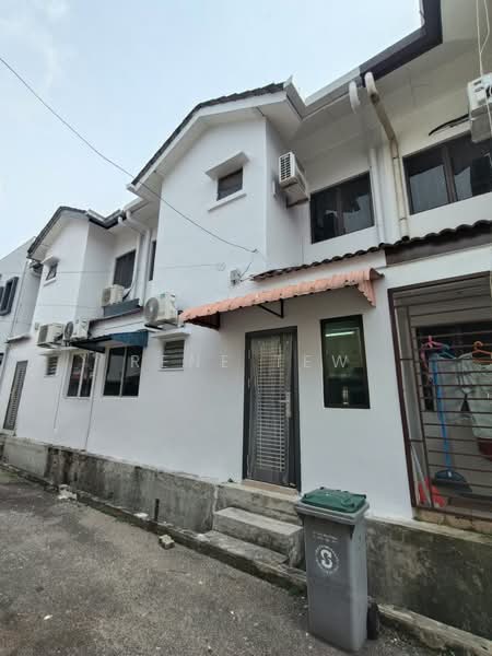 Rumah Teres 2-Tingkat untuk Dijual di Permas Jaya (Johor Bahru) - Rene Tew - PropertyGuru.com.my