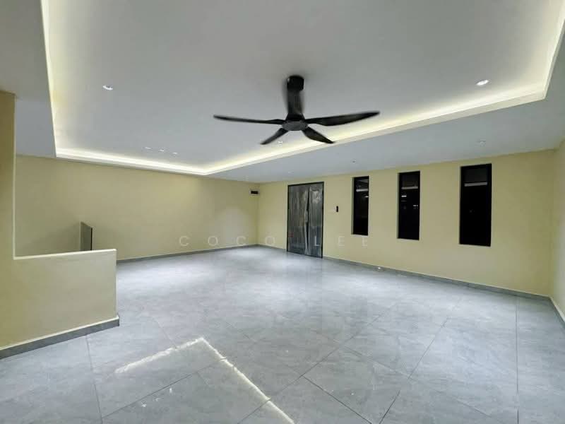 Rumah Teres 2-Tingkat untuk Dijual di Taman Pelangi (Johor Bahru) - Coco Lee - Living Room - PropertyGuru.com.my