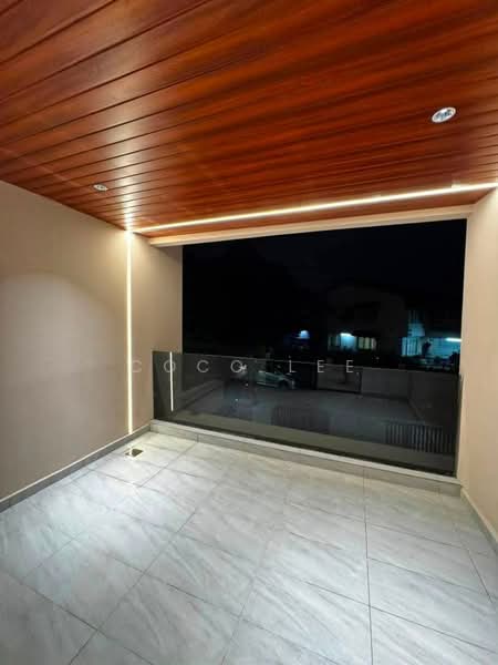 Rumah Teres 2-Tingkat untuk Dijual di Taman Pelangi (Johor Bahru) - Coco Lee - Balcony - PropertyGuru.com.my