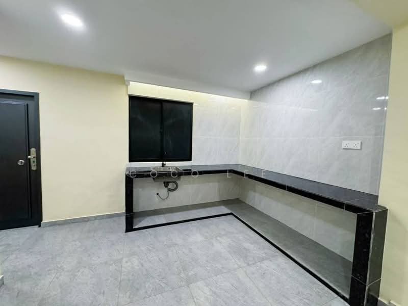 Rumah Teres 2-Tingkat untuk Dijual di Taman Pelangi (Johor Bahru) - Coco Lee - Kitchen - PropertyGuru.com.my