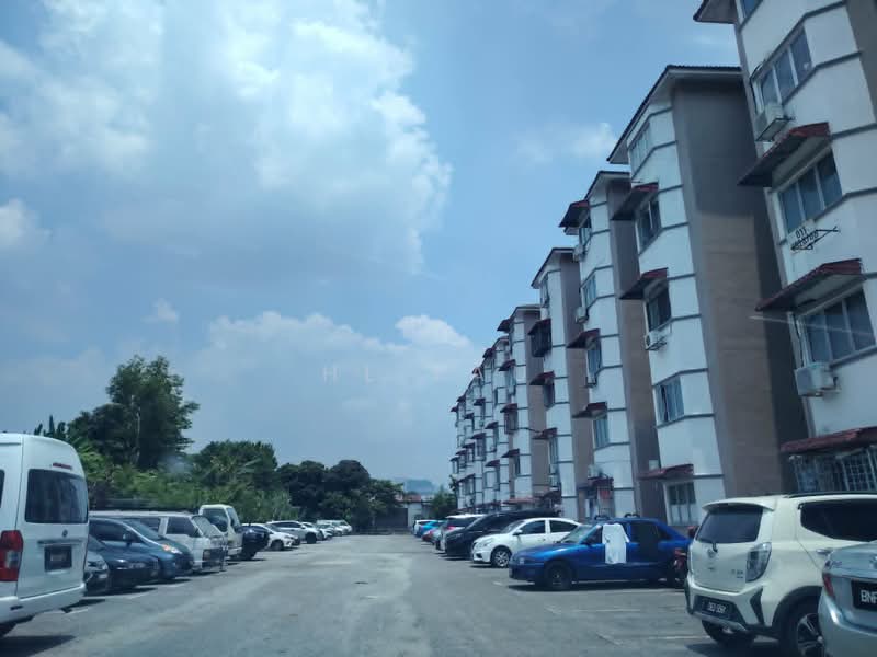Pangsapuri untuk Dijual di Pangsapuri Sri Mayang - HL Lau - Exterior - PropertyGuru.com.my