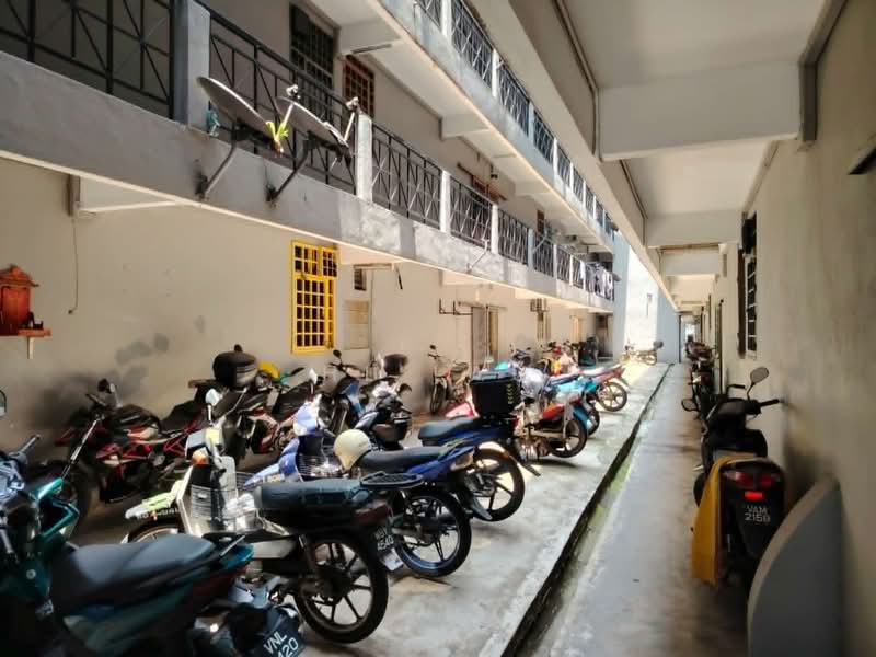 Pangsapuri untuk Dijual di Pangsapuri Sri Mayang - HL Lau - Exterior - PropertyGuru.com.my