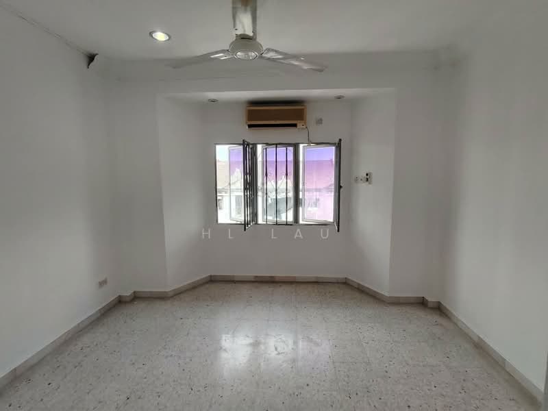 Pangsapuri untuk Dijual di Pangsapuri Sri Mayang - HL Lau - Interior - PropertyGuru.com.my