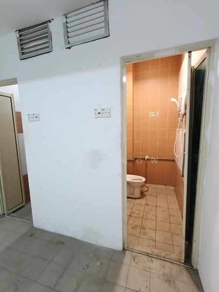 Shop / Office for Rent in SS15 (Subang Jaya) - MAN CHOW - Bathroom - PropertyGuru.com.my