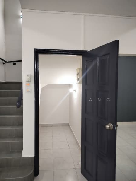 2-storey Terraced House for Rent in Taman Molek (Johor Bahru) - Wallace Ang - Entrance - PropertyGuru.com.my
