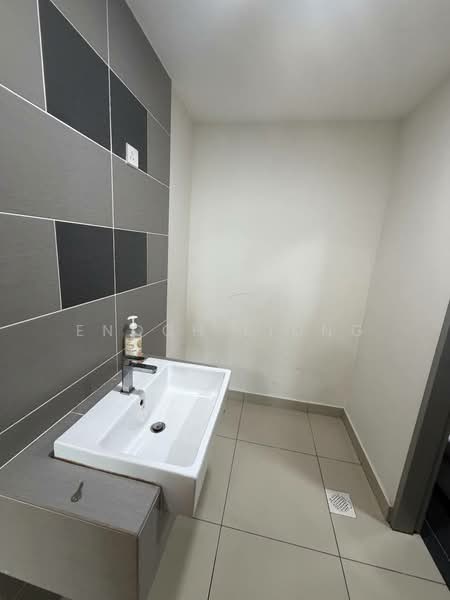Kediaman Servis untuk Disewa di G Residence - Enoch Liong - Bathroom - PropertyGuru.com.my