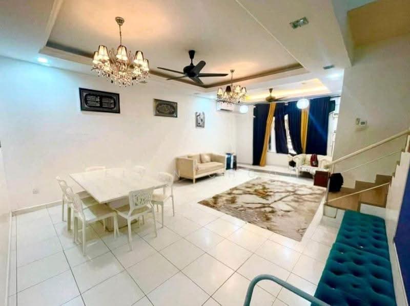 Rumah Teres untuk Dijual di Taman Jelok Impian (Kajang) - Elvin Chooi - Living Room - PropertyGuru.com.my