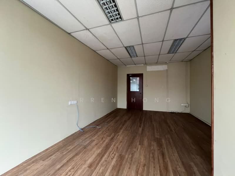 Shop / Office for Rent in Taman Molek (Johor Bahru) - Darren Hong - Interior - PropertyGuru.com.my
