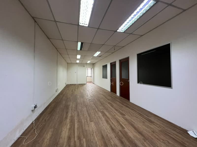 Shop / Office for Rent in Taman Molek (Johor Bahru) - Darren Hong - Interior - PropertyGuru.com.my