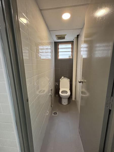 Shop / Office for Rent in Petaling Jaya (Selangor) - Jason Lee - Bathroom - PropertyGuru.com.my