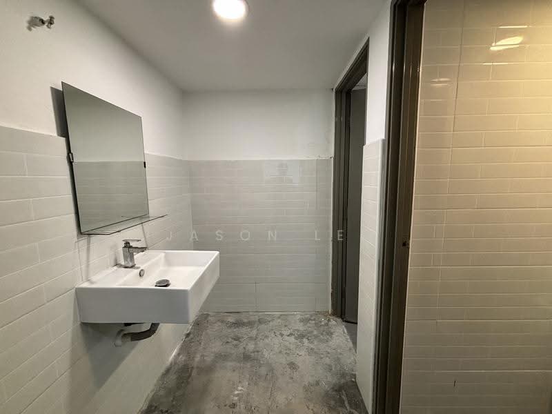 Shop / Office for Rent in Petaling Jaya (Selangor) - Jason Lee - Bathroom - PropertyGuru.com.my
