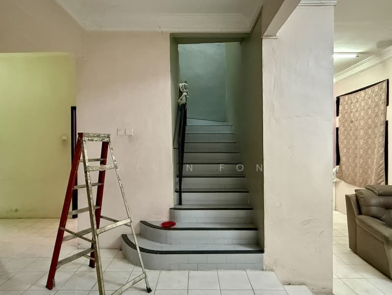 Rumah Teres 2-Tingkat untuk Dijual di Taman Sejati Indah (Sungai Petani) - Calvin Fong - Staircase towards 2nd floor - PropertyGuru.com.my