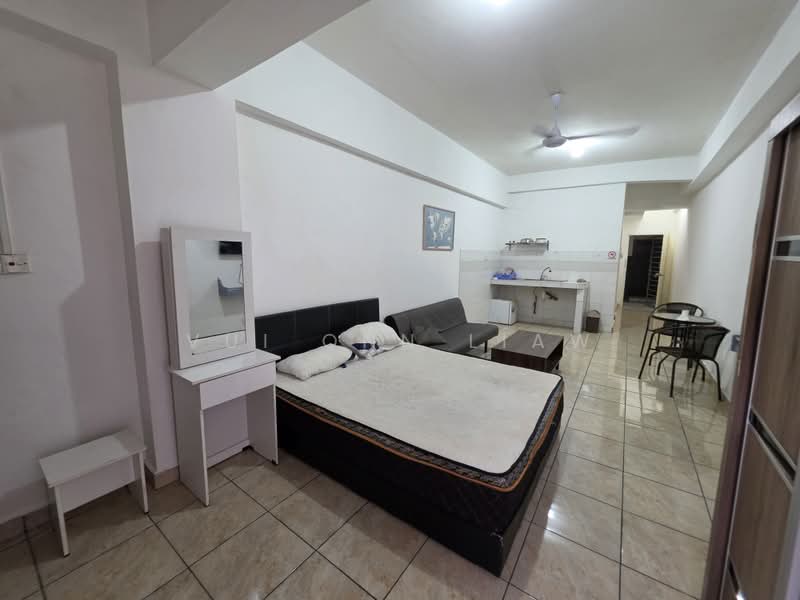 Apartment for Sale at Api Api Apartment - Vui Onn Liaw - Bedroom - PropertyGuru.com.my