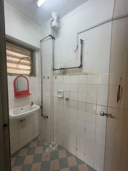 Apartment for Sale at Aman Satu - Pegky Yap - Bathroom - PropertyGuru.com.my