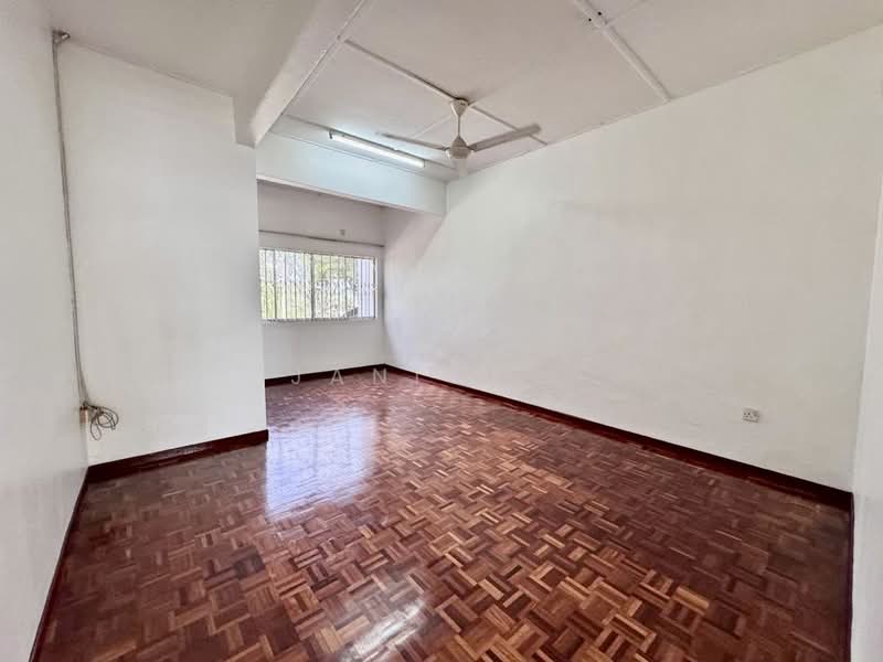 Rumah Berkembar untuk Dijual di Taman Nong Chik (Johor Bahru) - Janice . - Interior - PropertyGuru.com.my